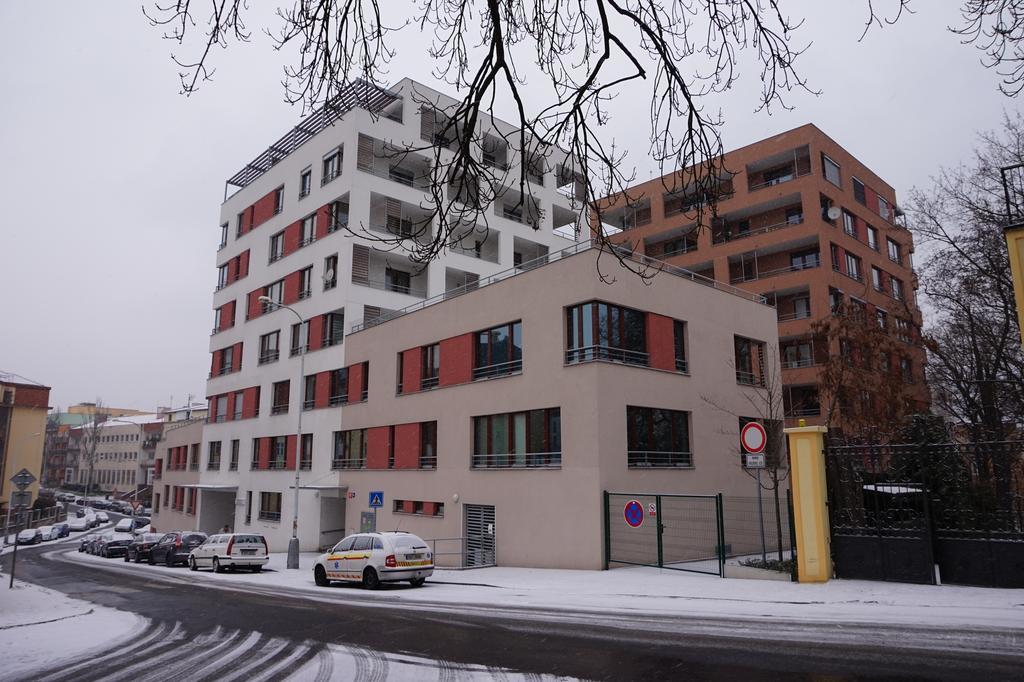 Leongargt Apartments Praha Bagian luar foto