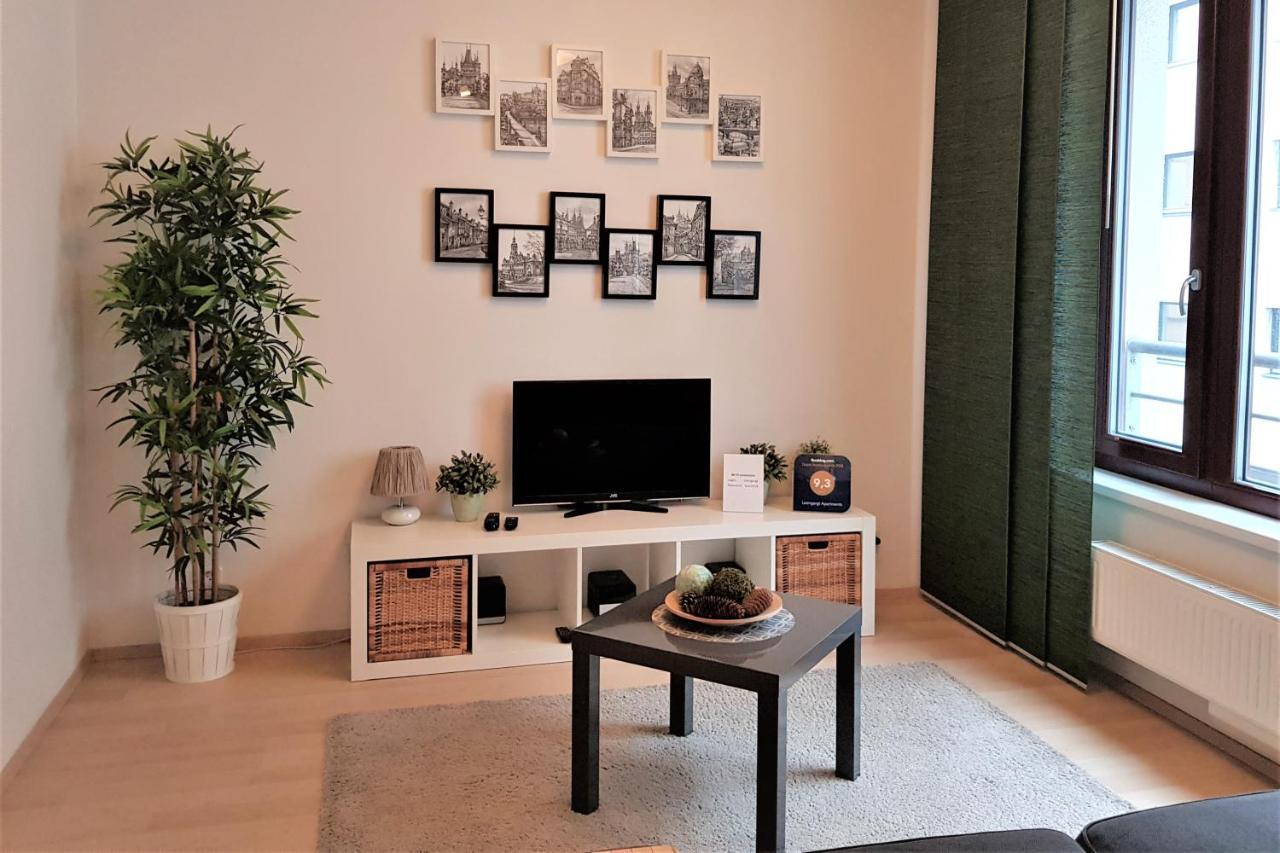 Leongargt Apartments Praha Bagian luar foto